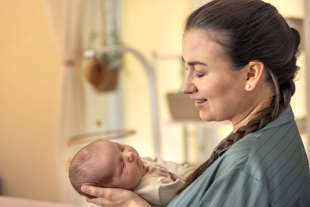 How To Burp A Newborn: Simple Tips For New Parents
