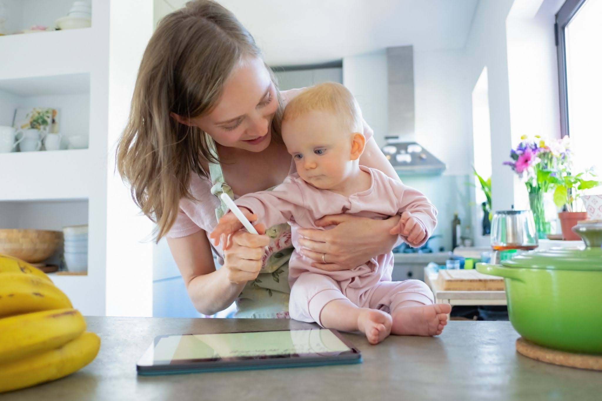 How To Choose A Baby Name, Tips & Ideas