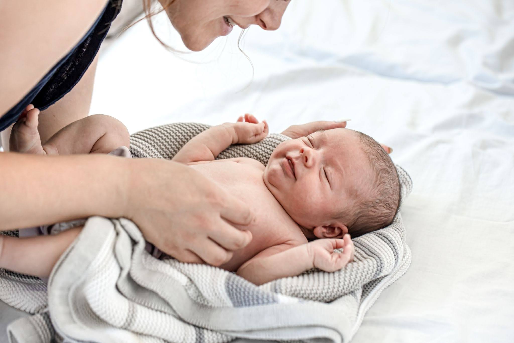 How to Clean A Newborn's Belly Button After It Falls Off