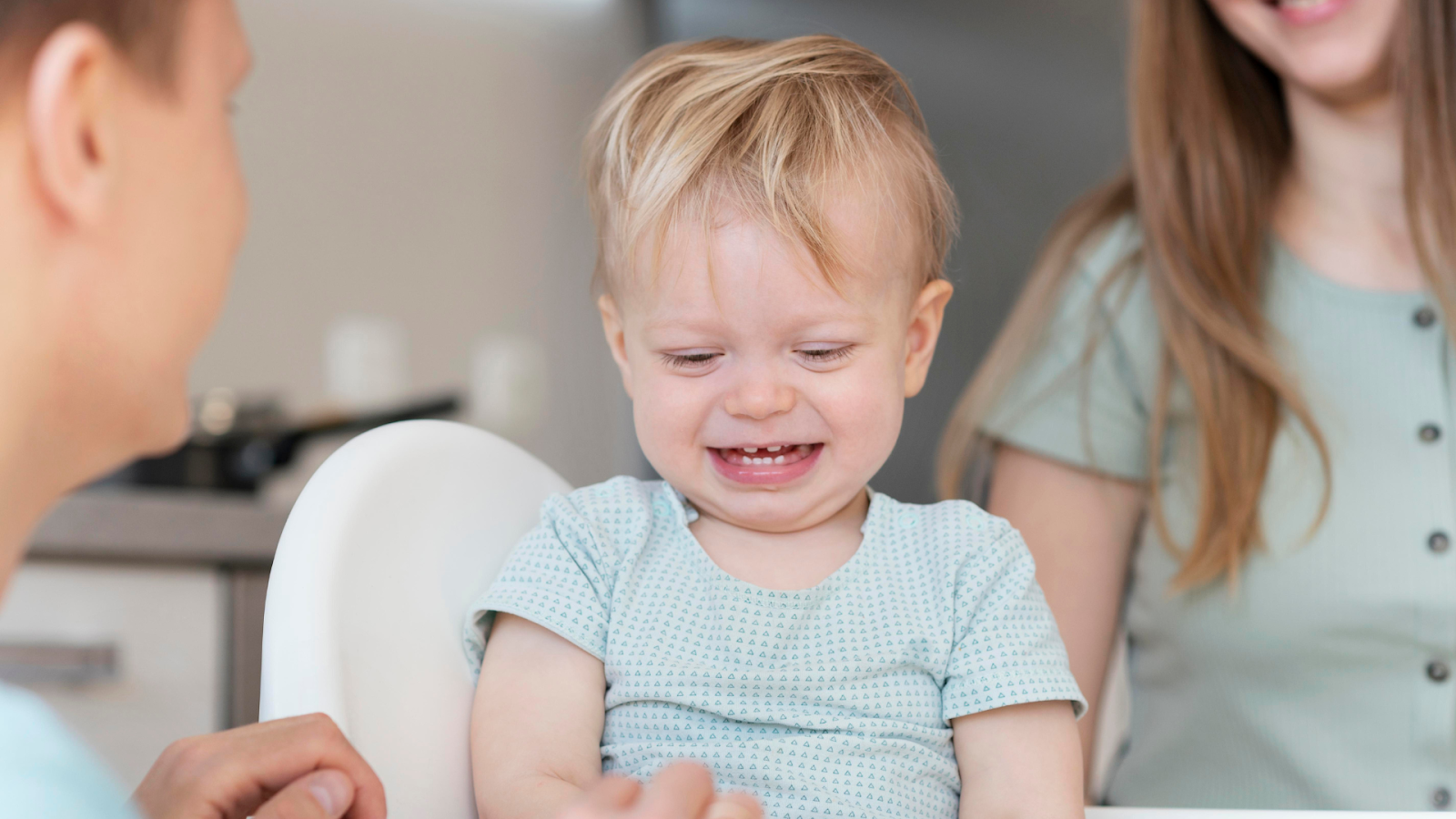 When Do Babies Start Teething? Age & Signs Guide