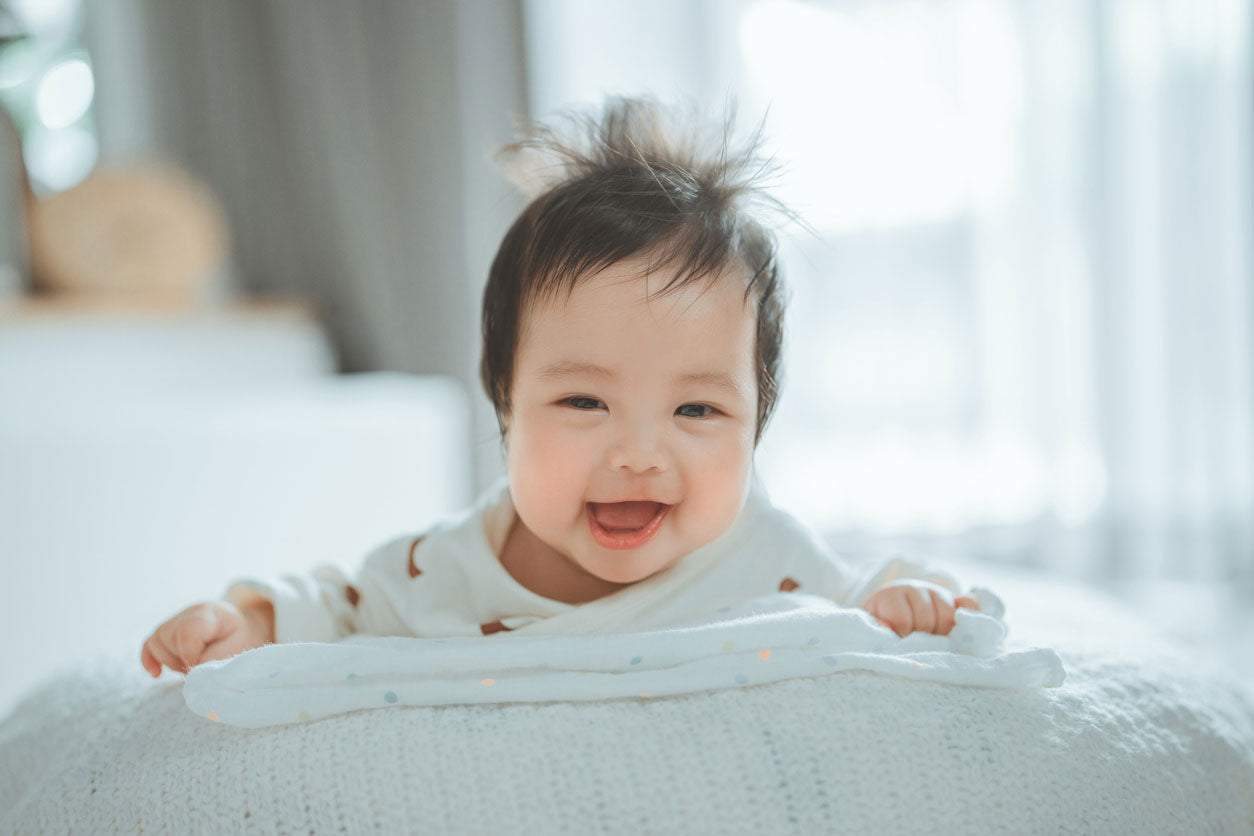 7 Milestones Every Baby Should Hit Before Their First Birthday