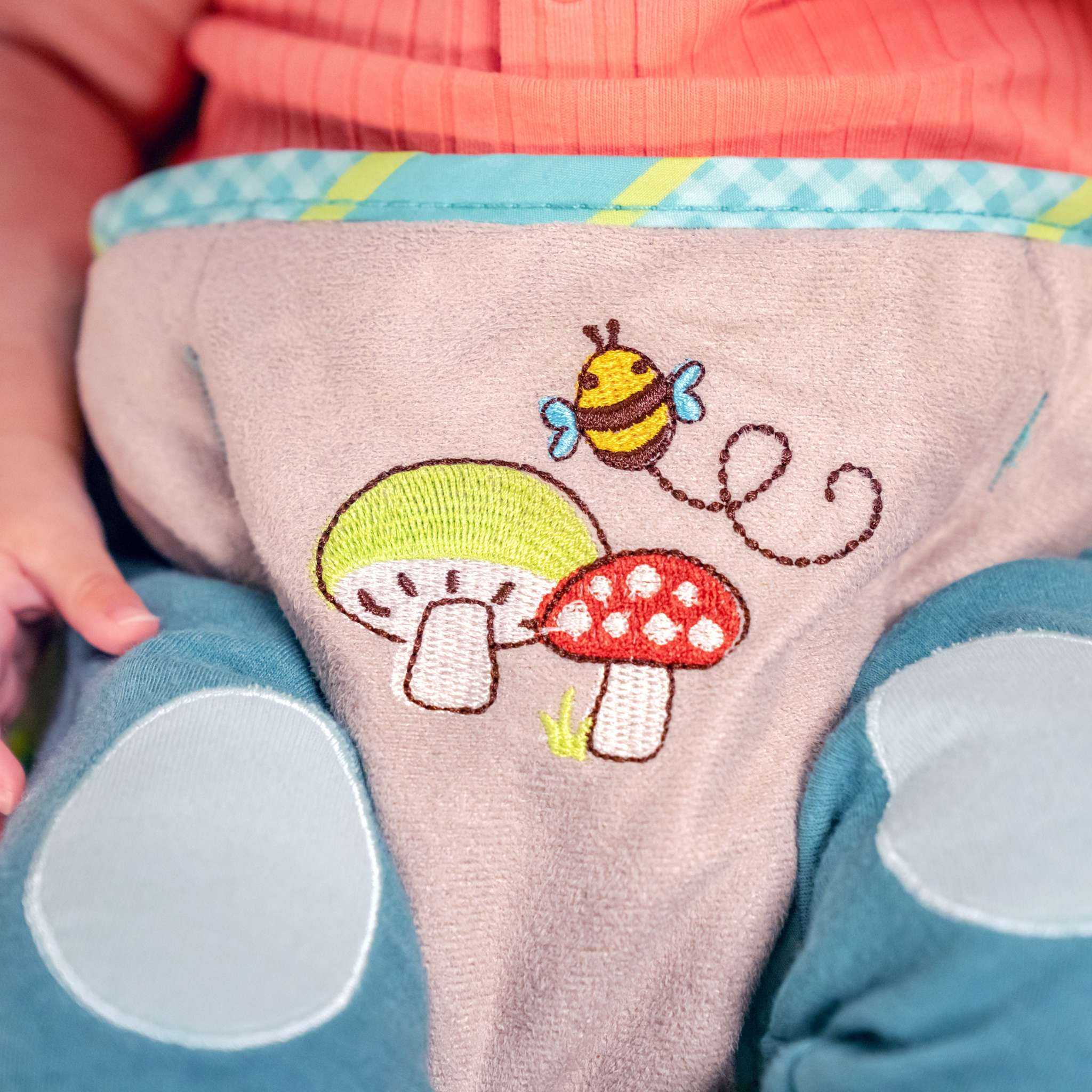 Bright Starts Disney Baby Winnie the Pooh infant bouncer with toy bar