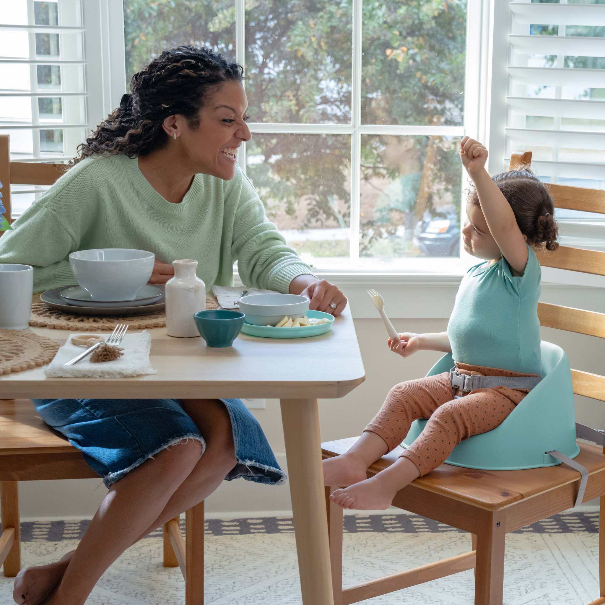 Teal Ingenuity My Spot Easy-Clean Baby Booster Seat with 3-point harness