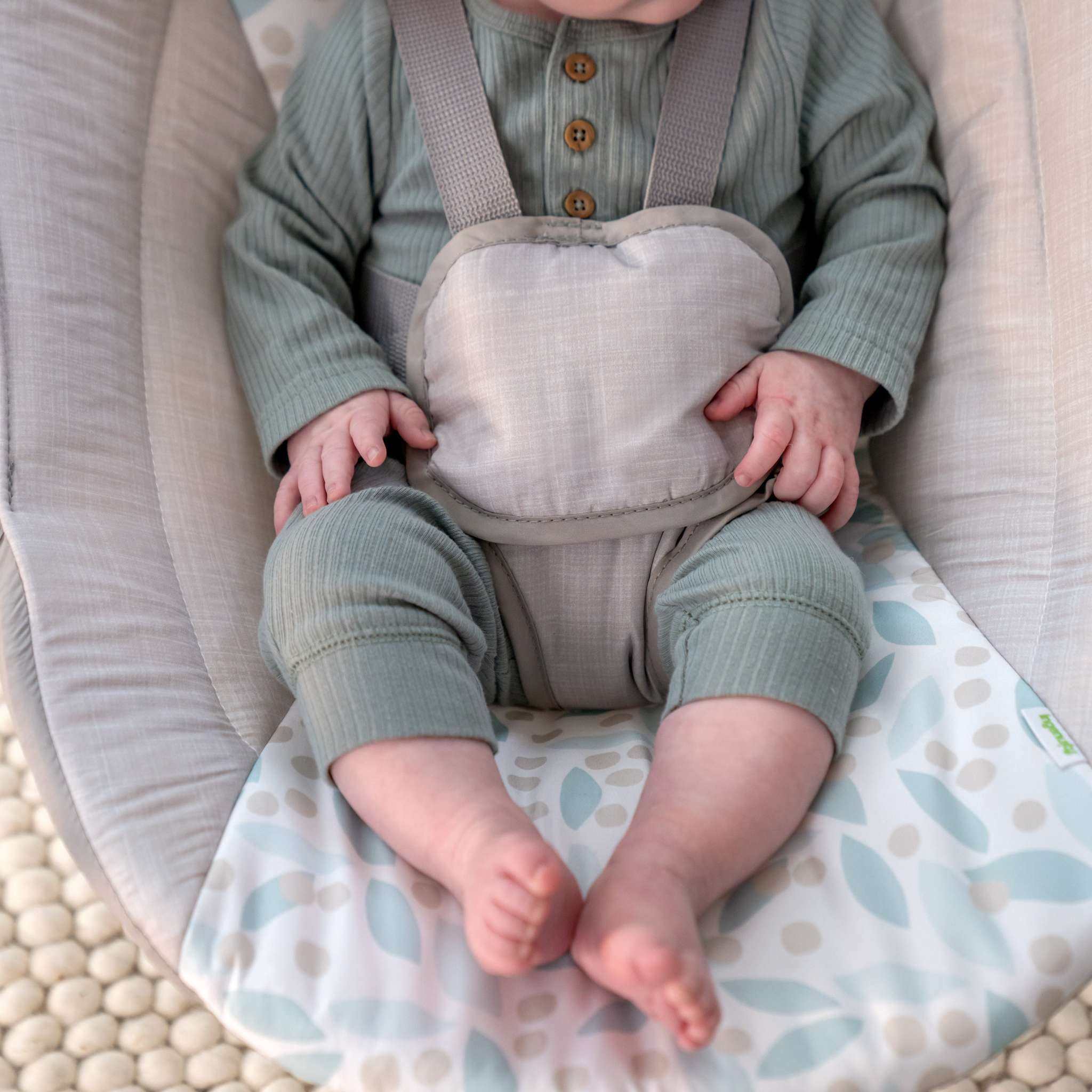 Ingenuity Comfort 2 Go portable baby swing with TrueSpeed weight sensing